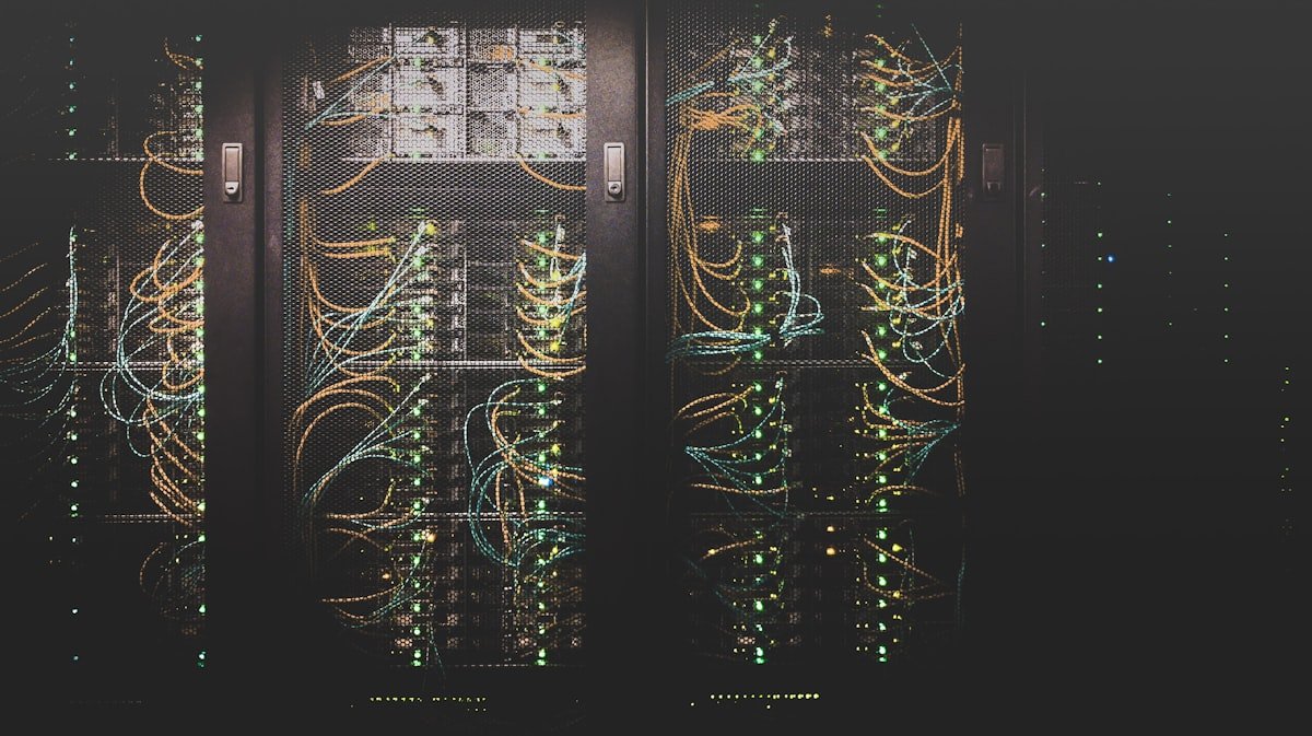 How to Configure a Home Assistant Energy Dashboard (Step-by-Step Guide) 1 Home Assistant local smart home server rack and real-time dashboard telemetry visualization